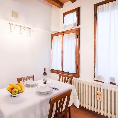 Apartamento Laura House *